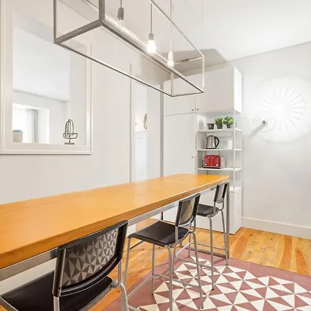 Sunny Bica - Downtown Large