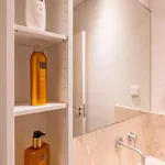 Sunny Bica - Downtown Large Apartment